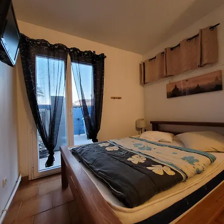Maison De Familiale 14 Personnes * Сен-Сиприен